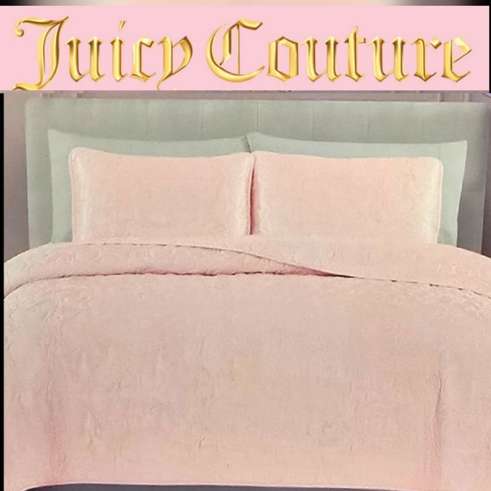 Juicy Couture Home The Rose Collection Full/Queen Cherry Stiched Satin Quilt Set